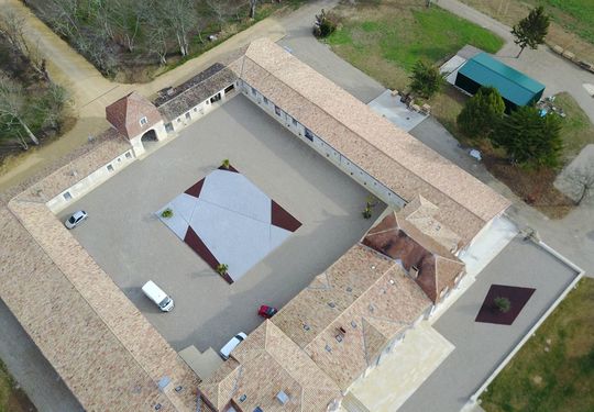 Image 1 du projet Cour D'honneur + Tour De Garde - Pm